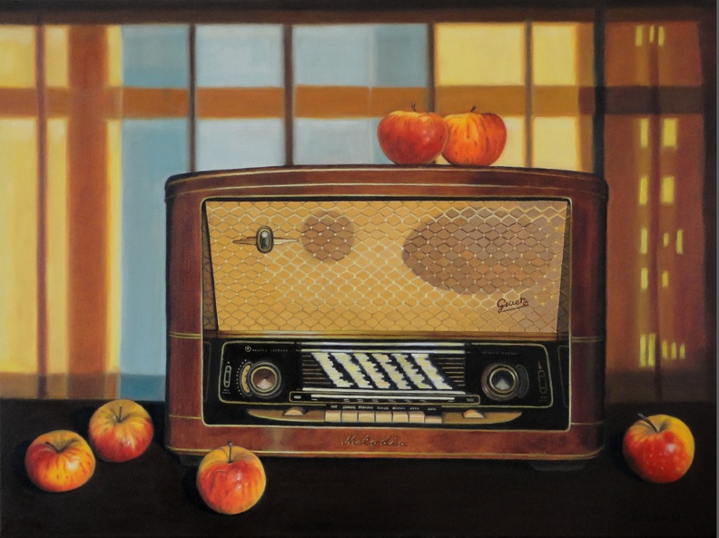 Stillleben mit Radio und Äpfeln.JPG